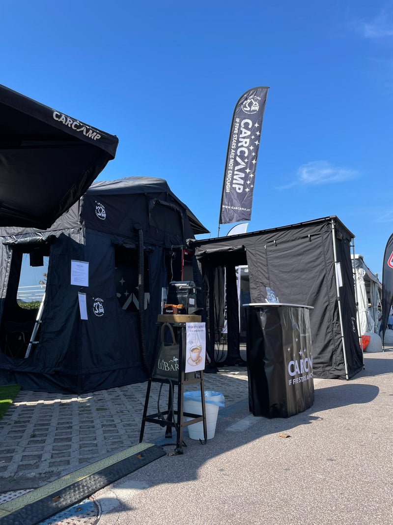 Load image into Gallery viewer, LRA-700 RIGHT OR LEFT SIDE AWNING