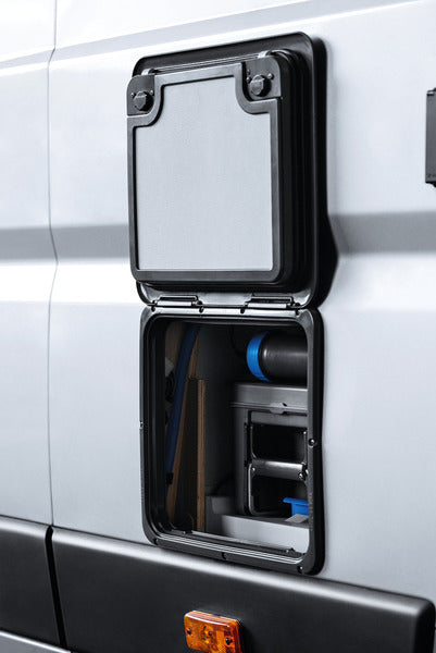 Pulsante magnetico nero per Service Door 3 di Thetford 67119