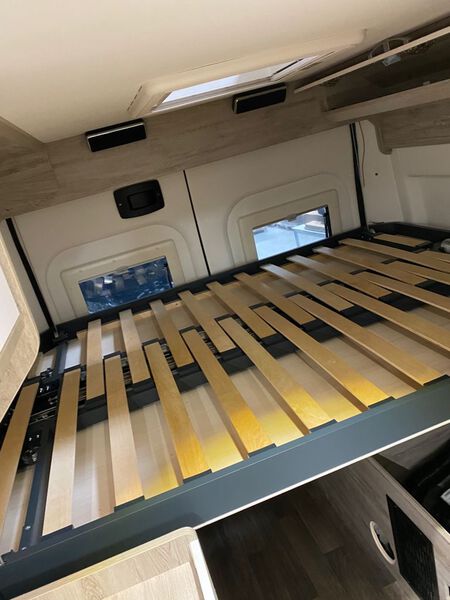 Lettino di sollevamento elettrico con carrucola 93957