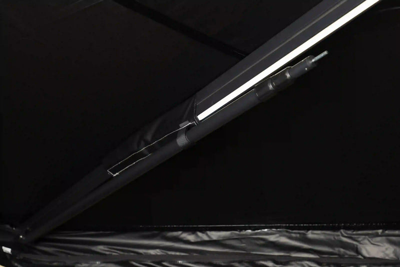 Carica immagine in Galleria Viewer, Carcamp tendalino Oasi dettaglio luci a LED
