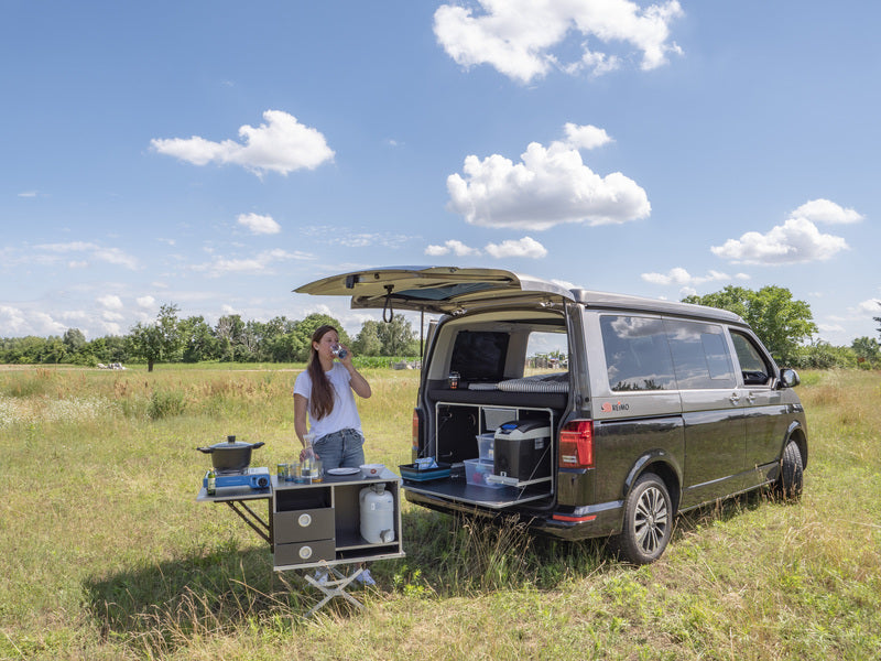 Load image into Gallery viewer, REIMO CampingBox L per VW T5, T6 passo corto e lungo, Kombi e Caravelle 13250
