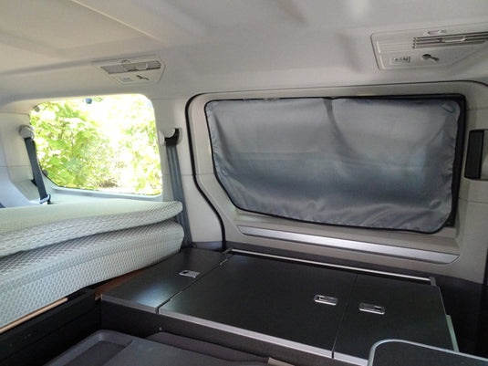 Sistema di tende VW T7, cabina di guida, zona abitativa con magneti 19247