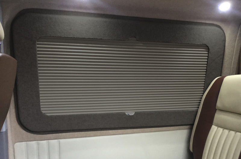 Load image into Gallery viewer, Tenda oscurante per soggiorno VW T5/T6, lunotto posteriore, termo, grigio 19300
