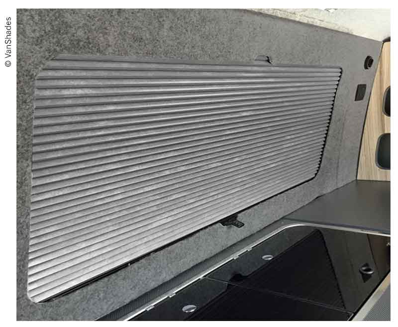 Load image into Gallery viewer, Tenda oscurante per soggiorno VW T5/T6, posteriore destro, termo, grigio 19301

