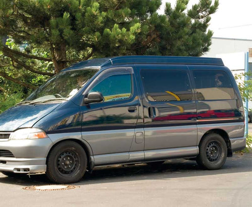 Tetto sollevabile Toyota Regius, passo corto, alto dietro, bianco 26160