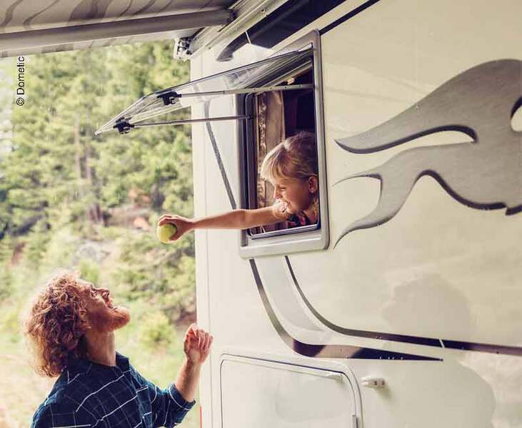 Load image into Gallery viewer, S4 finestra a battente, finestra Dometic 750 x 600 mm 31208
