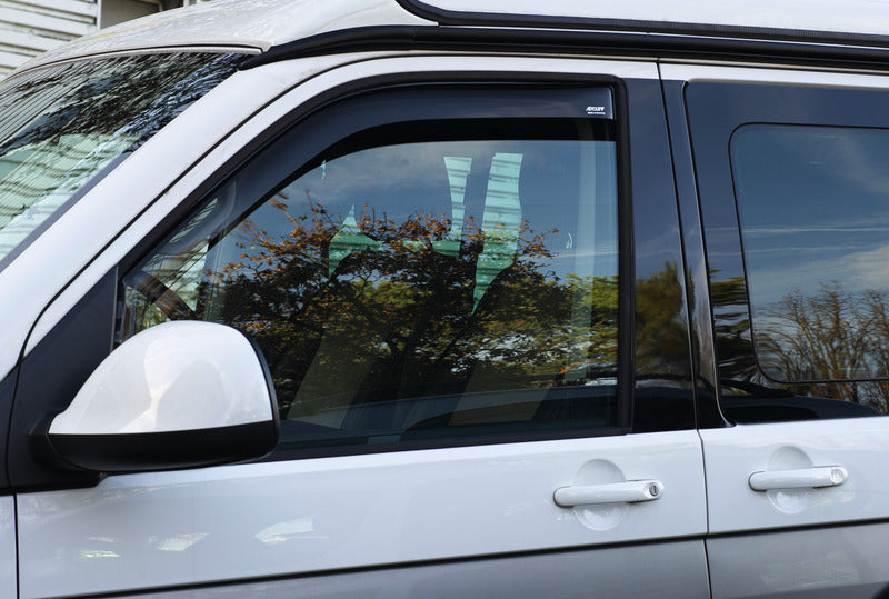 Carica immagine in Galleria Viewer, Deflettore del vento porta conducente/passeggero per VW-T5/T6 da Bj.03 36405
