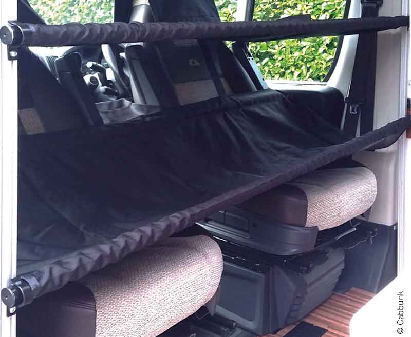 Load image into Gallery viewer, Letto matrimoniale CABBUNK per cabina di guida, VW T6, capacità di carico fino a 70 kg ciascuno 42179
