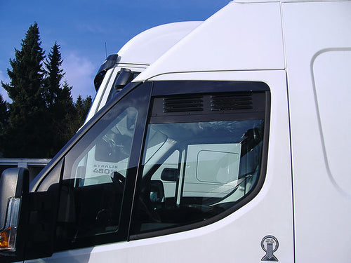 Griglia di ventilazione della porta della cabina - Iveco Daily dal 2014 in poi 461582