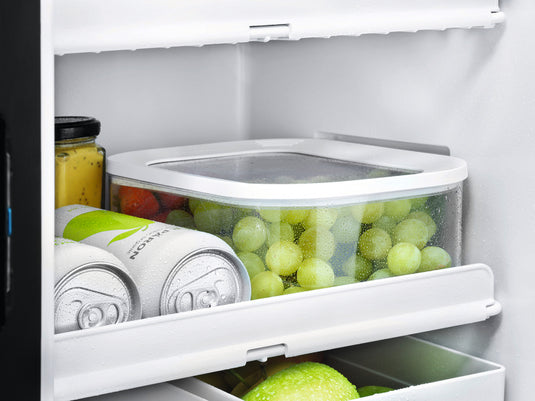 Frigorifero a compressore T1090 nero, maniglia porta superiore, installazione in 71395