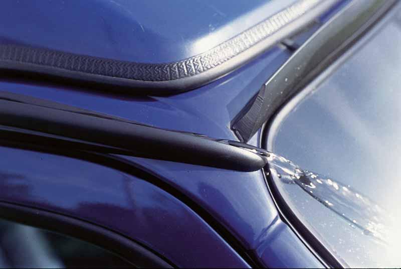 Load image into Gallery viewer, Spoiler set per scarico pioggia Multirail safe rain drain anteriore e posteriore 90154
