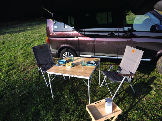 Klappbarer Campingtisch mit Tischplatte aus Bambus 9105461