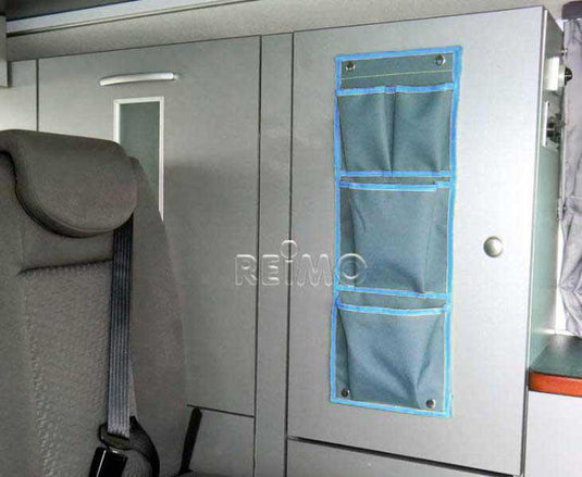 Organizer per auto con 2 grandi e 2 piccole tasche, grigio/blu. Chiusura a pulsante 919235