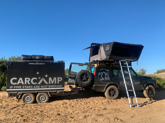 campeggio in auto tenda rigida