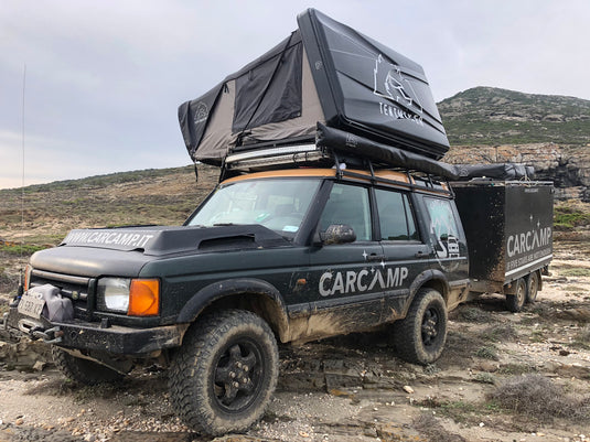 campeggio in auto tenda rigida