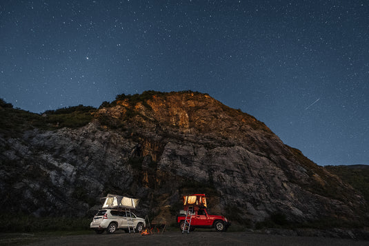 campeggio in auto tenda da tetto rigida